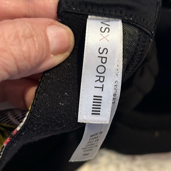 Victoria's Secret VSX White Floral Angel Sports Bra 34C ♥️#58 - Picture 3 of 4